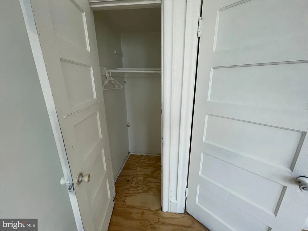 4936 9TH STREET Philadelphia, PA 19141