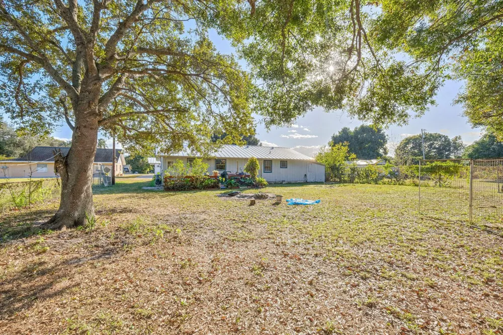 3147 Naylor Terrace Fort Pierce, FL 34982