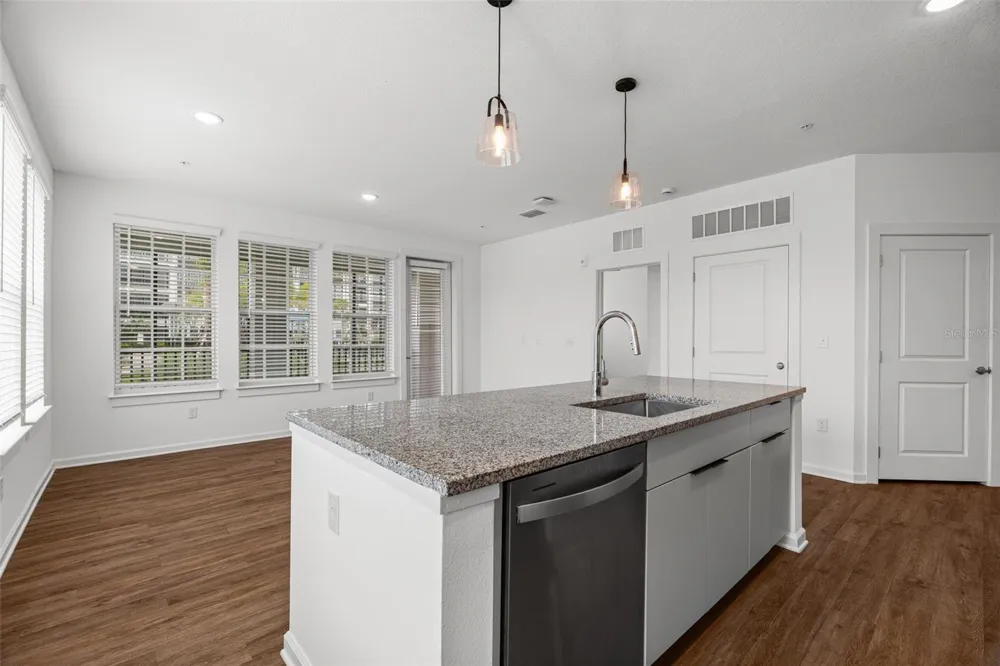 1700 RANCH ROAD #B2-13208 Nokomis, FL 34275