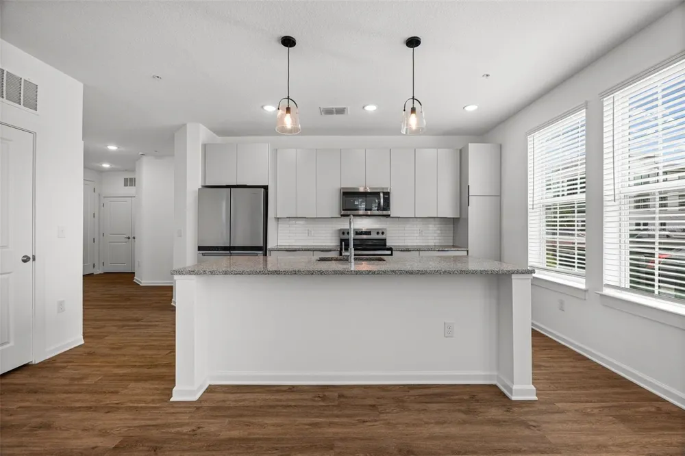 1700 RANCH ROAD #B2-13208 Nokomis, FL 34275