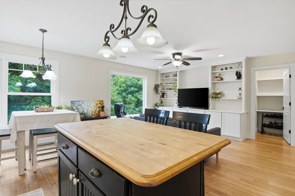 910 Rusch View Ridge Garfield Charter Township, MI 49696