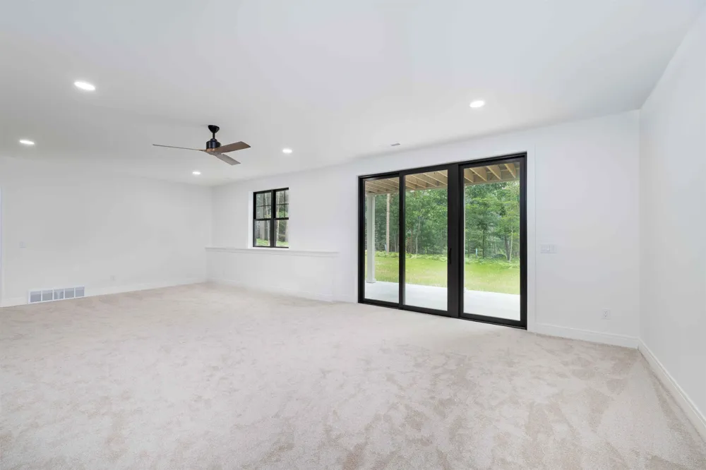 3494 Village Circle Drive East Bay Township, MI 49686