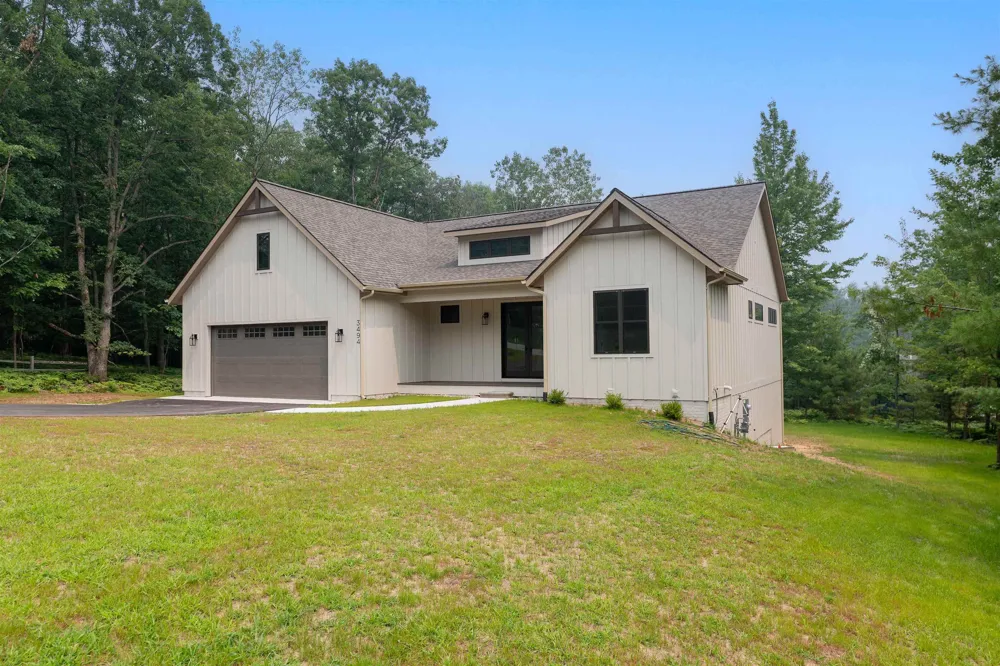 3494 Village Circle Drive East Bay Township, MI 49686