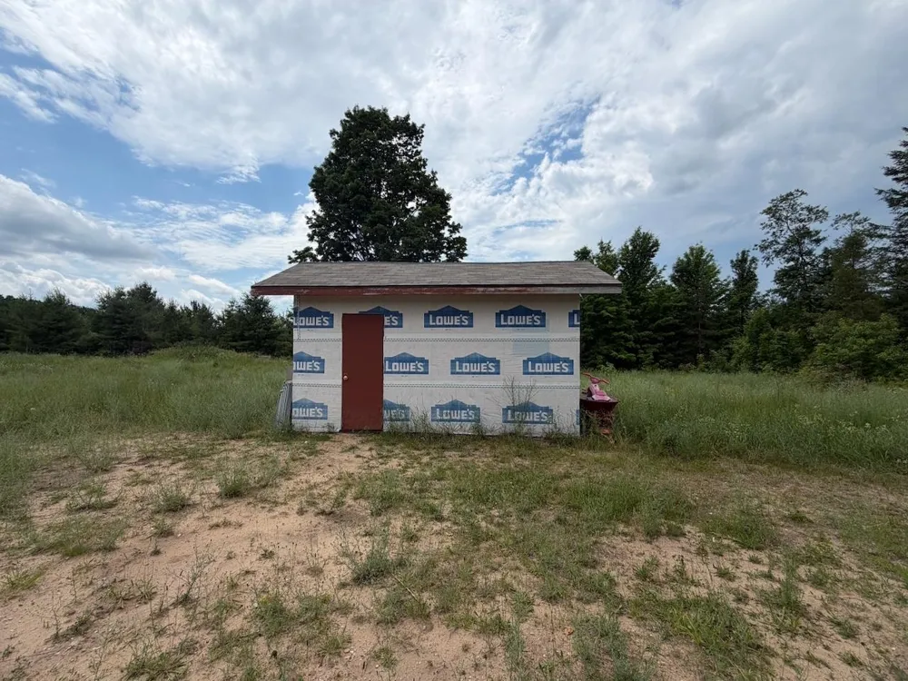 653 W Elder Road Custer Township, MI 49659