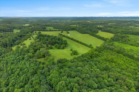 211 County Road 617