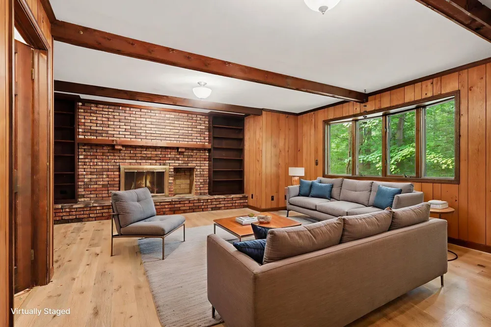 4410 Laurel Drive Royalton Township, MI 49085