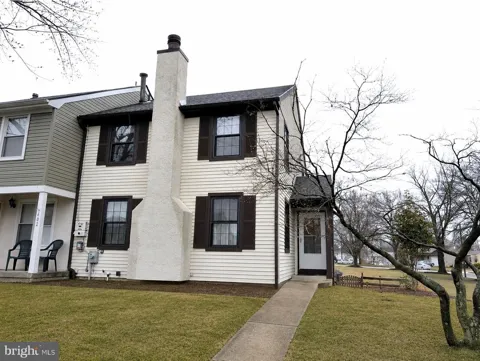601 MAGNOLIA COURT