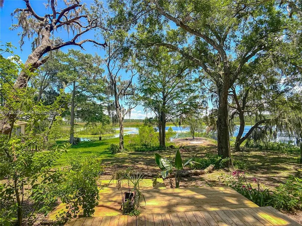 8781 S LAKESHORE DR FLORAL CITY Other City - In The State Of Florida, FL 34436