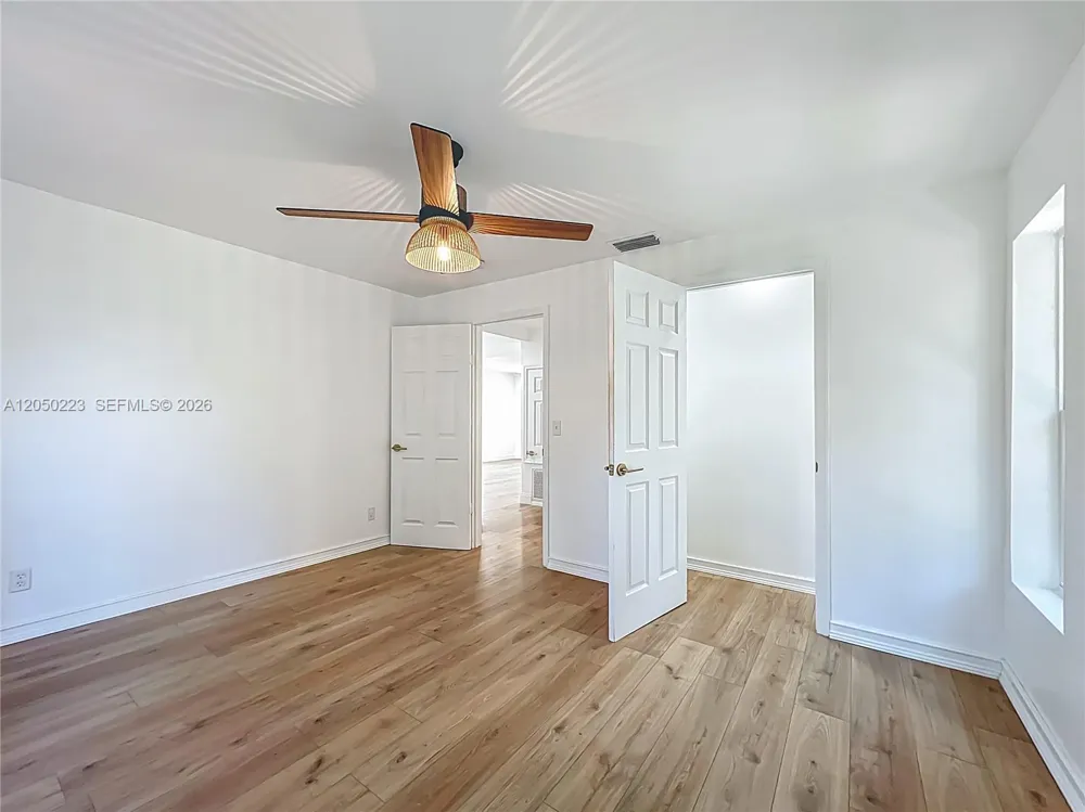 8781 S LAKESHORE DR FLORAL CITY Other City - In The State Of Florida, FL 34436