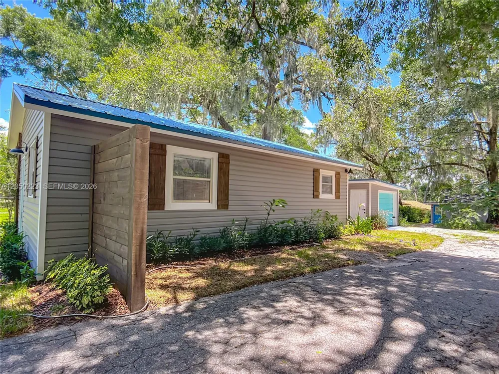 8781 S LAKESHORE DR FLORAL CITY Other City - In The State Of Florida, FL 34436