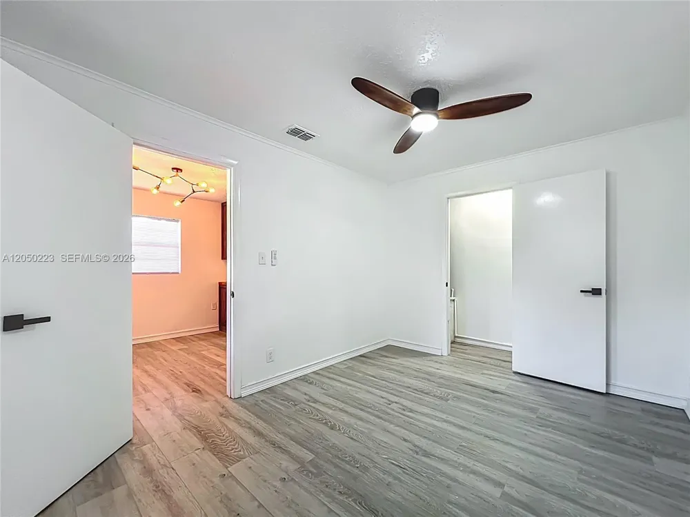 8781 S LAKESHORE DR FLORAL CITY Other City - In The State Of Florida, FL 34436