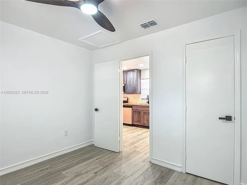 8781 S LAKESHORE DR FLORAL CITY Other City - In The State Of Florida, FL 34436