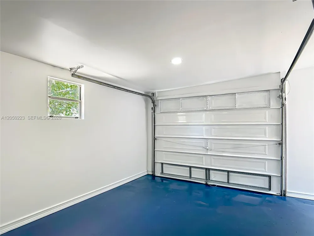 8781 S LAKESHORE DR FLORAL CITY Other City - In The State Of Florida, FL 34436