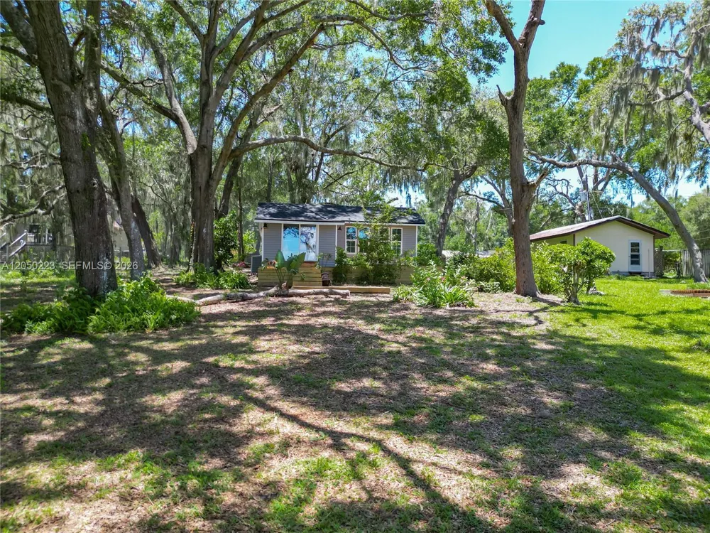 8781 S LAKESHORE DR FLORAL CITY Other City - In The State Of Florida, FL 34436