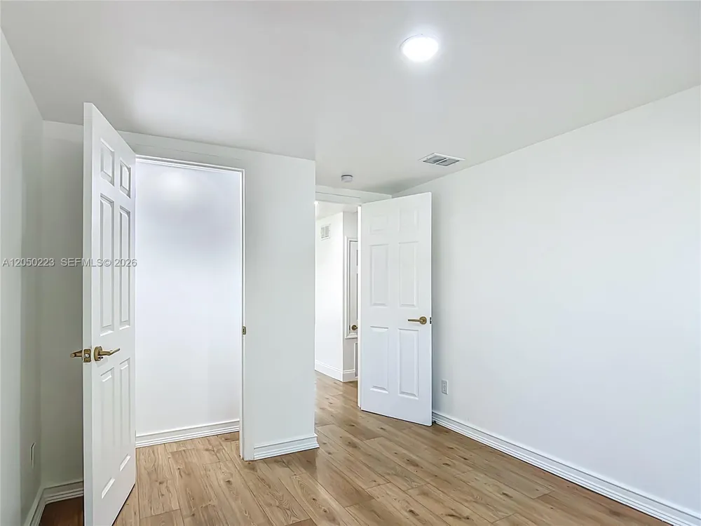 8781 S LAKESHORE DR FLORAL CITY Other City - In The State Of Florida, FL 34436