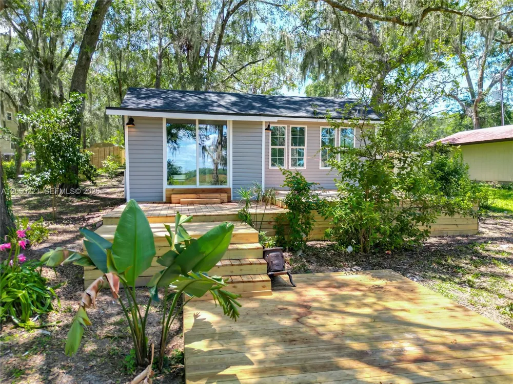 8781 S LAKESHORE DR FLORAL CITY Other City - In The State Of Florida, FL 34436