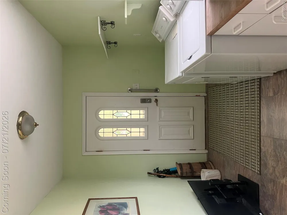 35754 Schmid Drive New Baltimore City, MI 48047