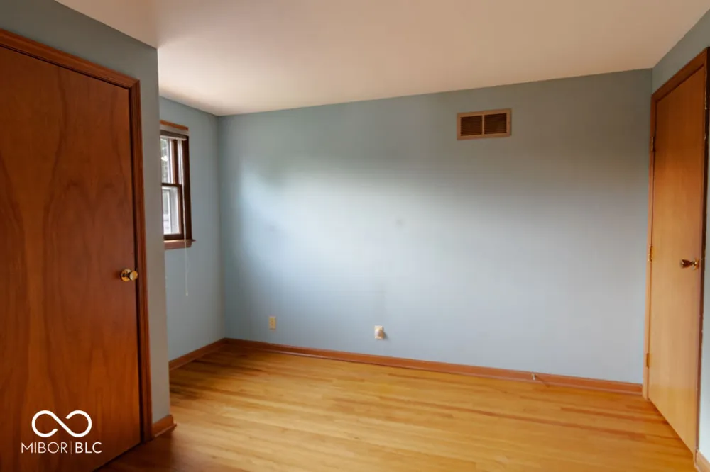 4501 E Cambridge Court Bloomington, IN 47408