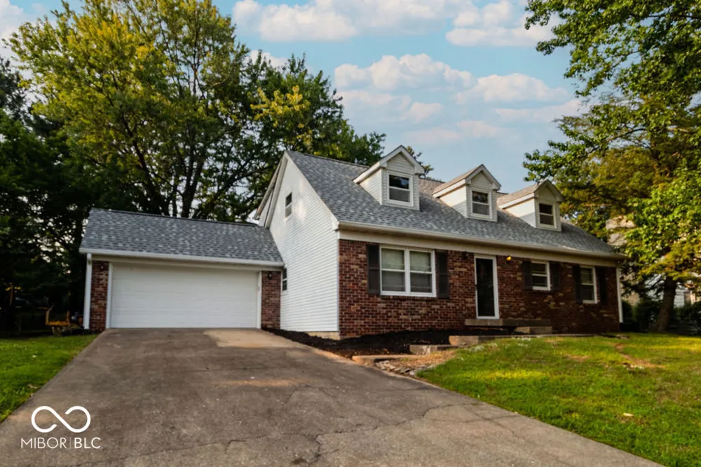 4501 E Cambridge Court Bloomington, IN 47408