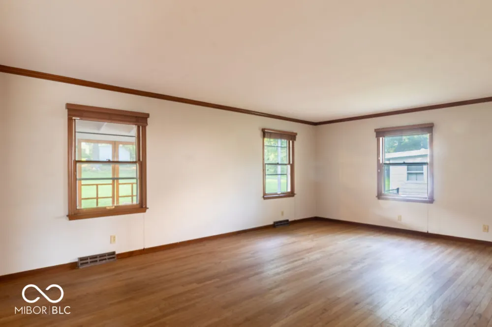 4501 E Cambridge Court Bloomington, IN 47408