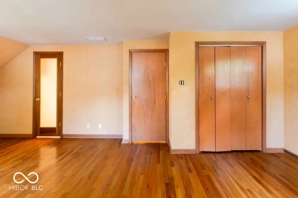 4501 E Cambridge Court Bloomington, IN 47408