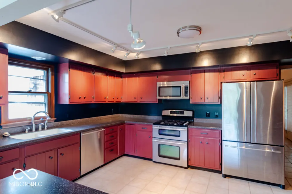 4501 E Cambridge Court Bloomington, IN 47408