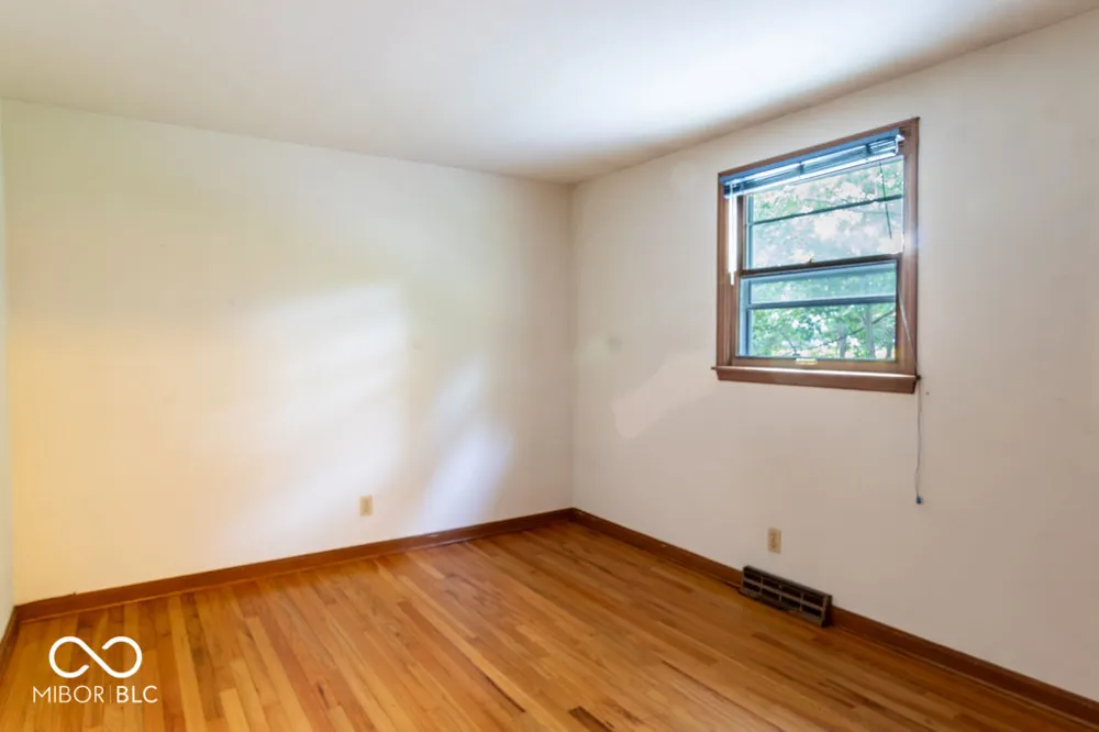 4501 E Cambridge Court Bloomington, IN 47408