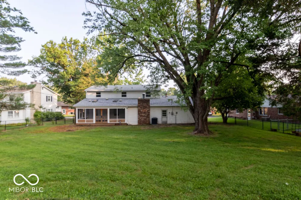 4501 E Cambridge Court Bloomington, IN 47408