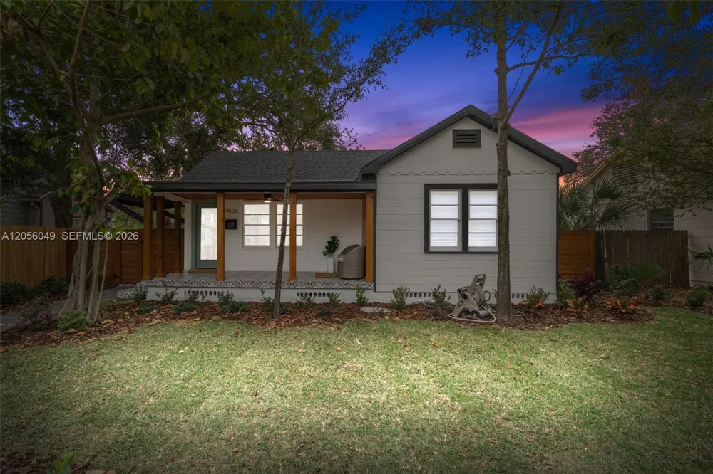 4536 1ST AVENUE N St Petersburg, FL 33713