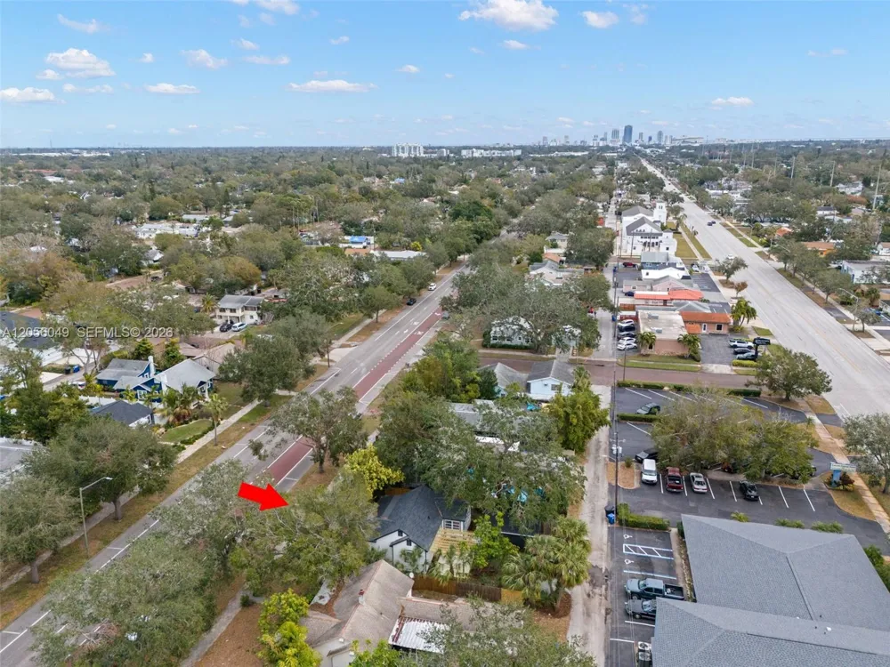 4536 1ST AVENUE N St Petersburg, FL 33713