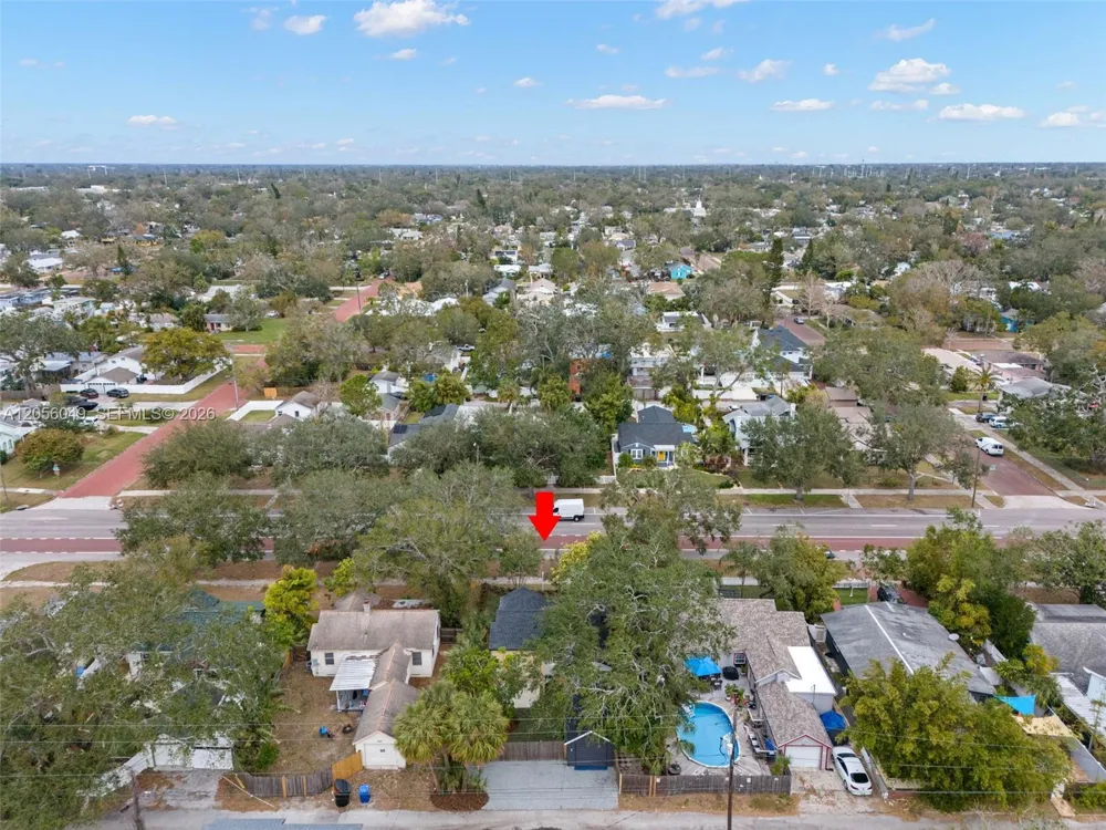 4536 1ST AVENUE N St Petersburg, FL 33713