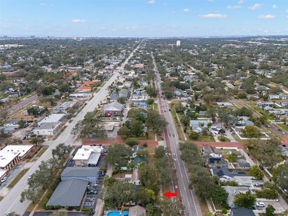 4536 1ST AVENUE N St Petersburg, FL 33713