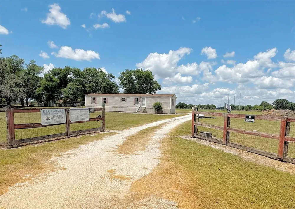 612 MORGAN ROAD Winter Haven, FL 33880