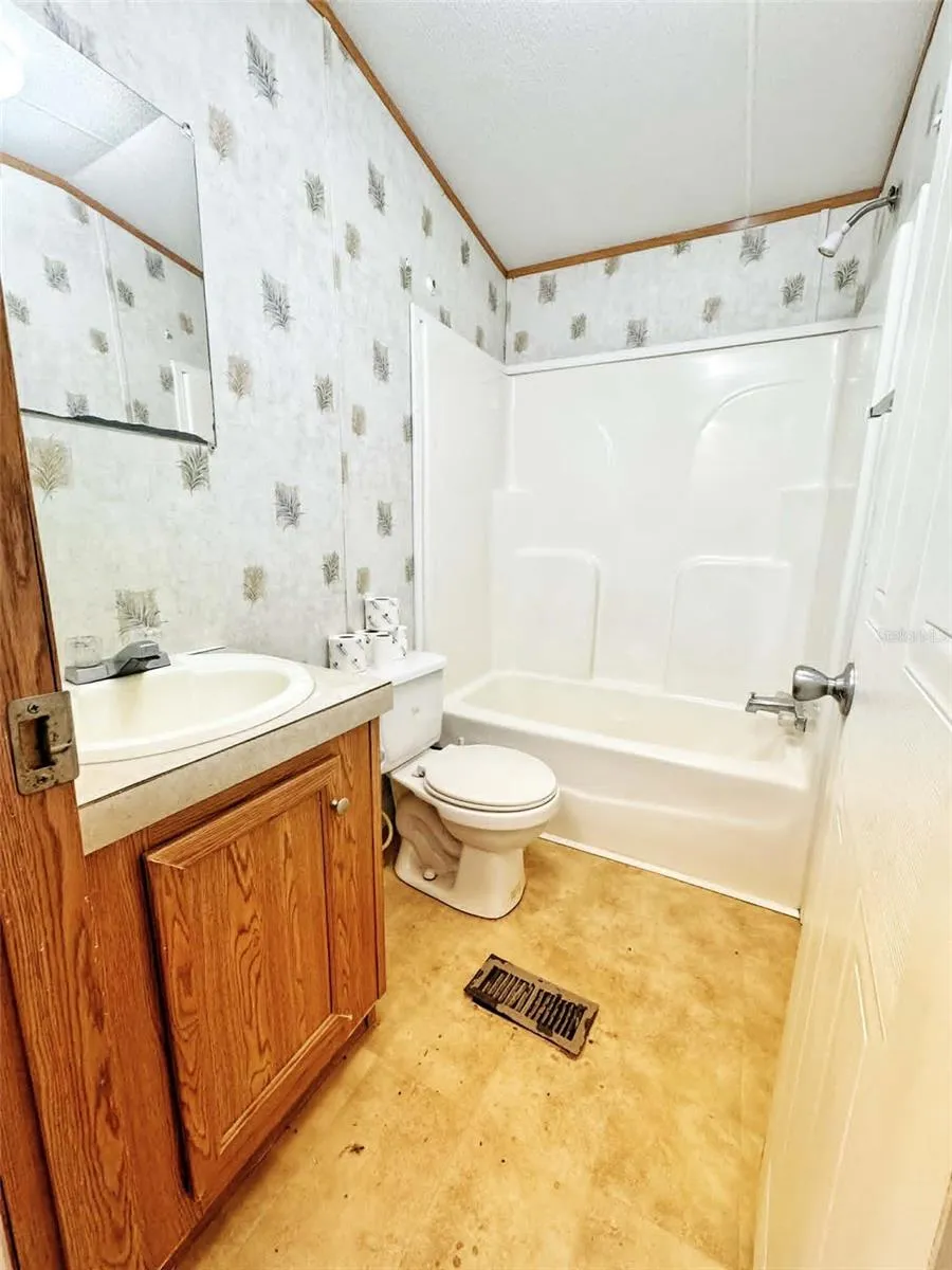 612 MORGAN ROAD Winter Haven, FL 33880