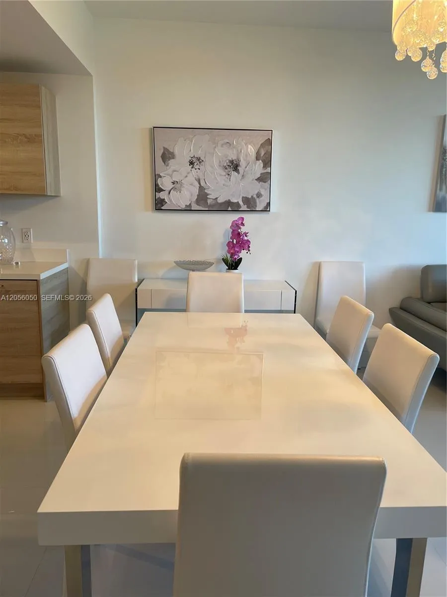 16385 Biscayne Blvd #316 North Miami Beach, FL 33160