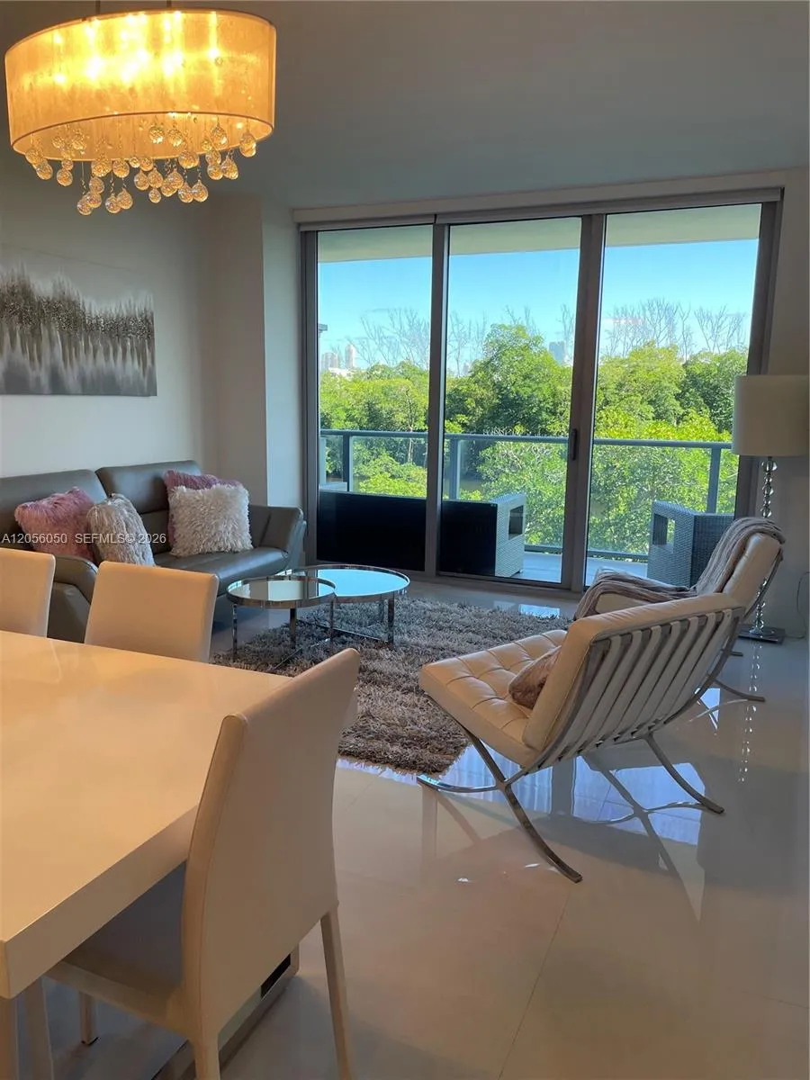 16385 Biscayne Blvd #316 North Miami Beach, FL 33160