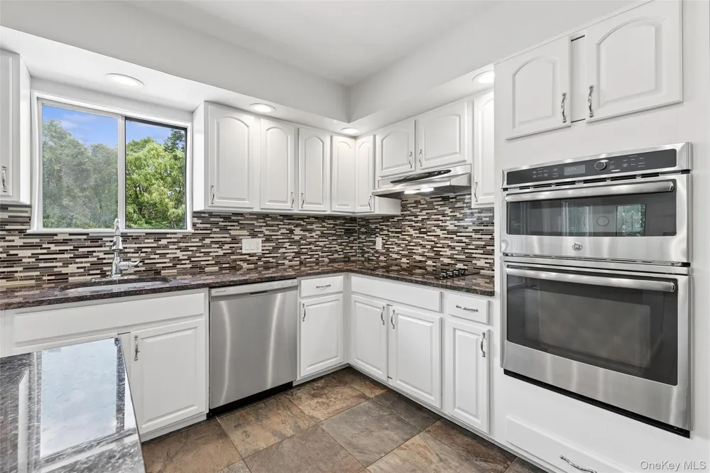 12 Ridge Road Setauket, NY 11733