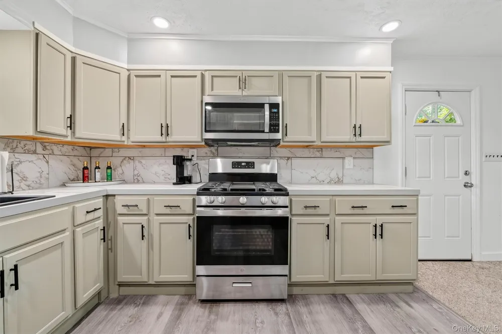 52 Mountain Avenue Greenwood Lake, NY 10925