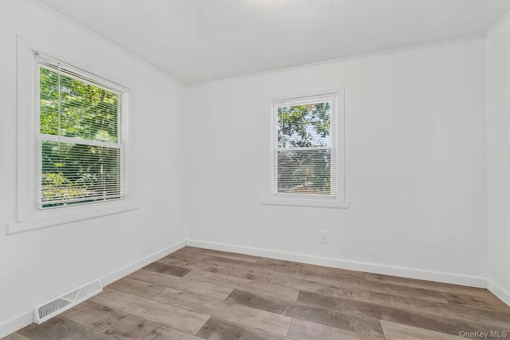 52 Mountain Avenue Greenwood Lake, NY 10925