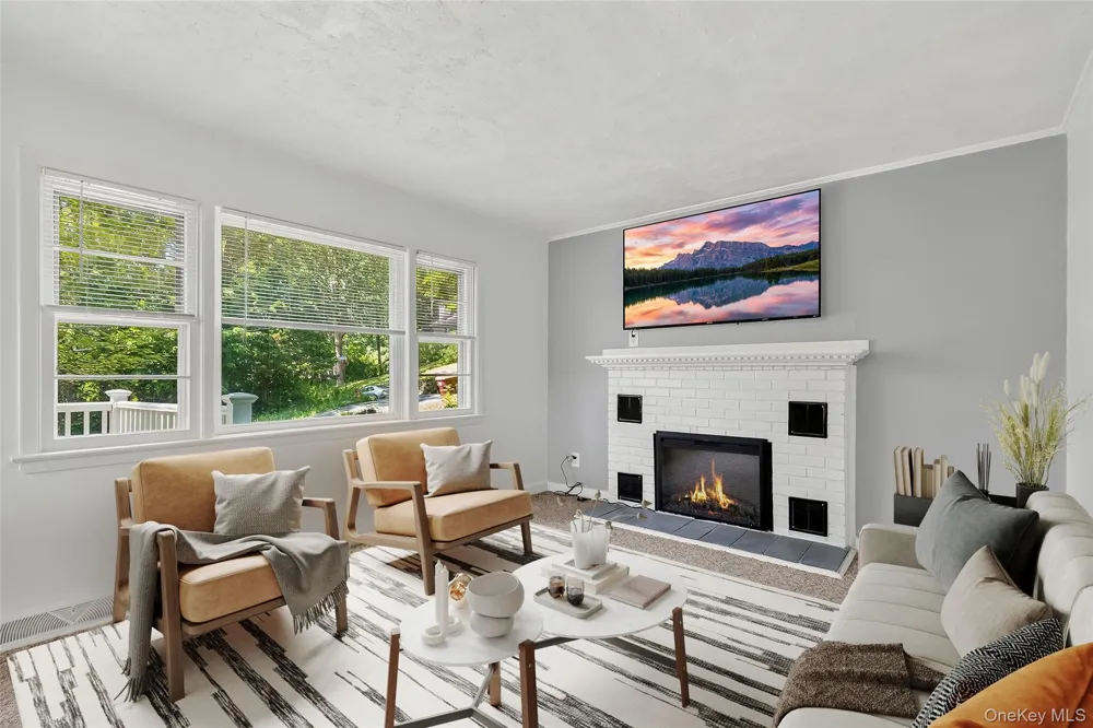 52 Mountain Avenue Greenwood Lake, NY 10925