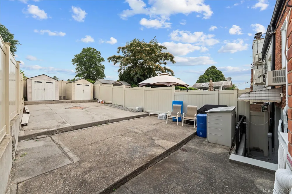 67-01 Eliot Avenue Middle Village, NY 11379