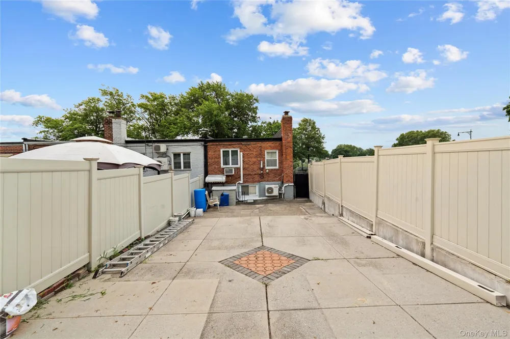 67-01 Eliot Avenue Middle Village, NY 11379