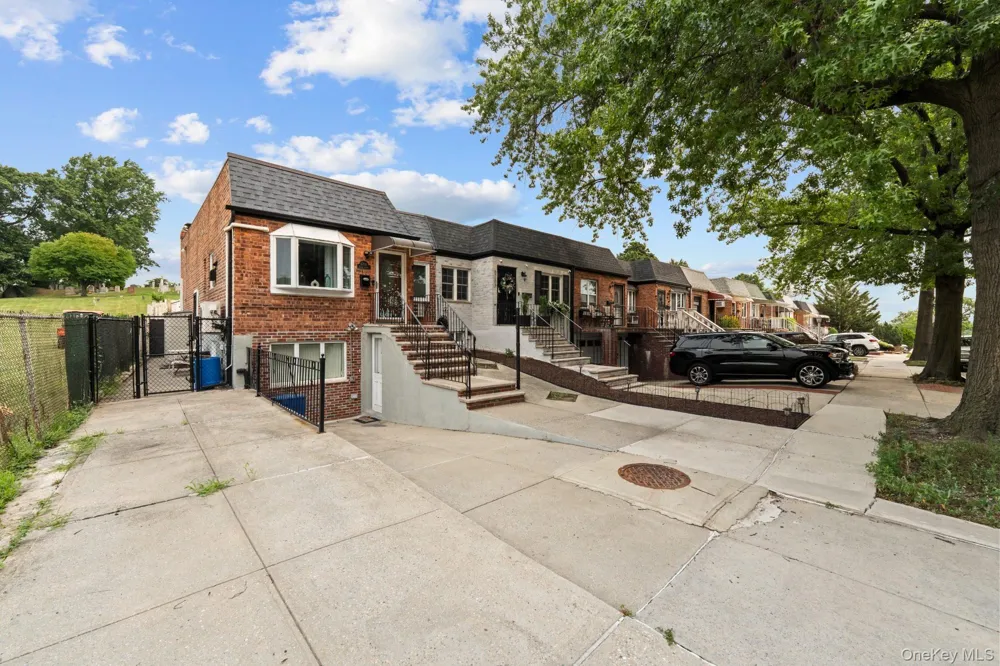 67-01 Eliot Avenue Middle Village, NY 11379