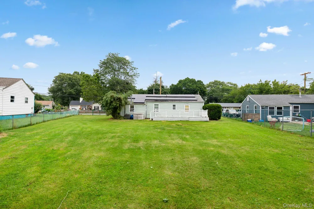 27 Philip Street Riverhead, NY 11901