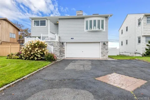 381 Lido Boulevard
