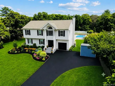 241 Middle Island Road