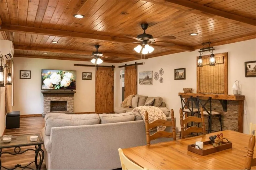 523 S River Drive S Jackson, GA 30233