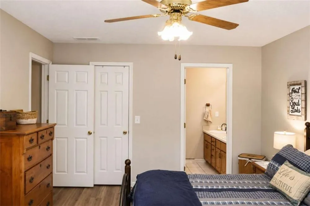 523 S River Drive S Jackson, GA 30233