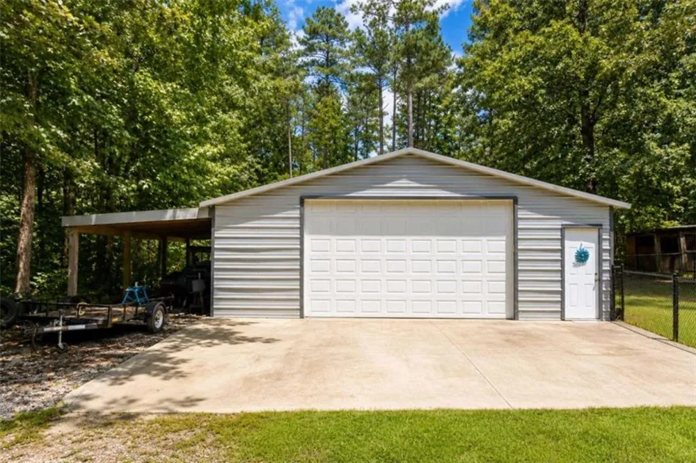 523 S River Drive S Jackson, GA 30233