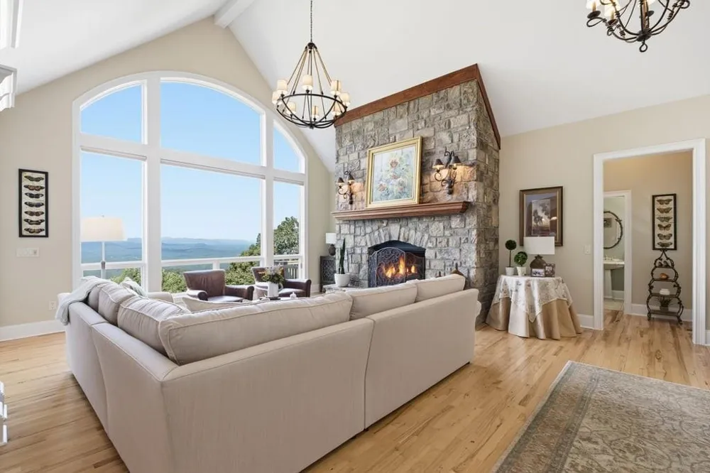 84 Fox Claw Knoll Big Canoe, GA 30143